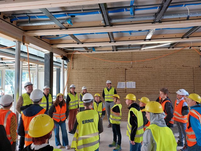 Zukunftstag bei ERNE AG Holzbau Zukunftstag bei ERNE AG Holzbau