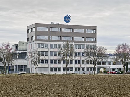 Mibelle Betriebsgebäude, Buchs - Zweistöckige Aufstockung eines Betriebsgebäudes