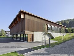 Centre scolaire et salle de sport double