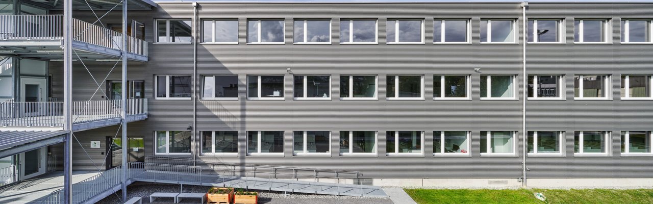 ERNE AG Holzbau - Kantonsschule, Stein