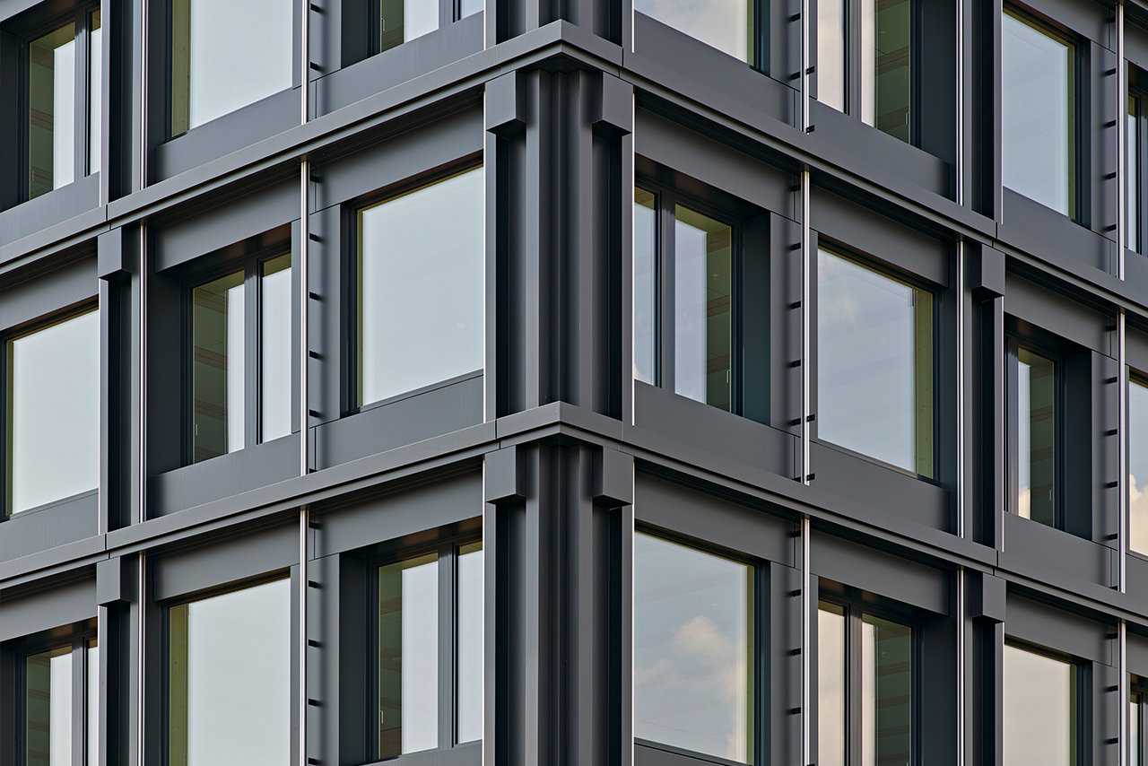 Suurstoffi S22, Rotkreuz